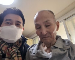 어르신과 목욕 후 기억 저장하기